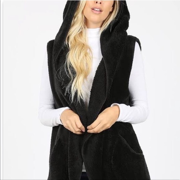 Only 2 left ❤️New! Cozy long Sherpa vest NWT - Picture 2 of 4